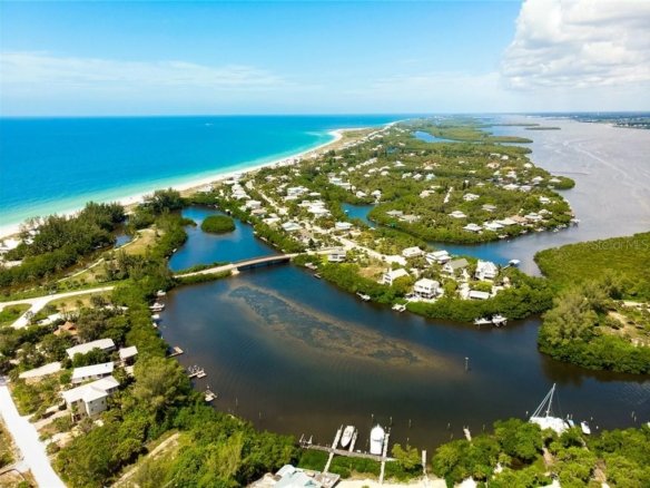 21 S GULF BLVD,PLACIDA,33946