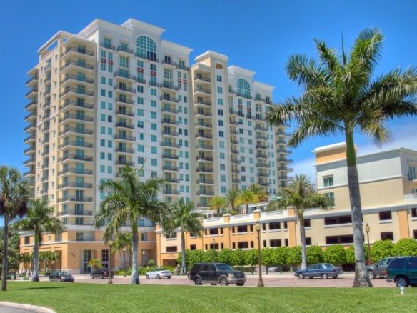 800 N TAMIAMI TRL  #1010,SARASOTA,34236