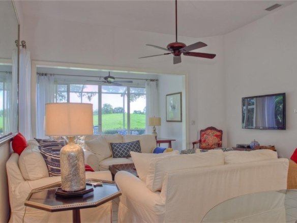 7911  WHITEBRIDGE GLN ,UNIVERSITY PARK,34201