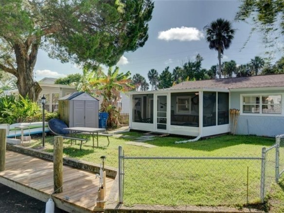 5241 ALPACA DR,WEEKI WACHEE,34607