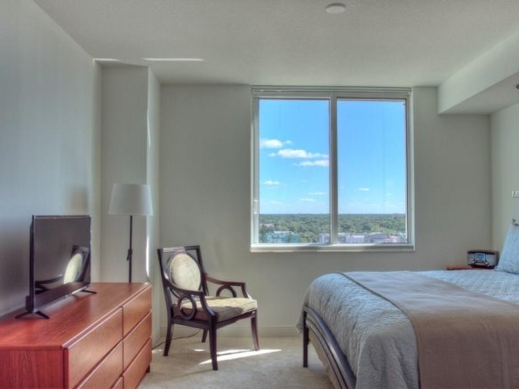 800 N TAMIAMI TRL  #1010,SARASOTA,34236