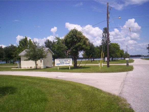 5250 FLEMING ST,PORT CHARLOTTE,33981