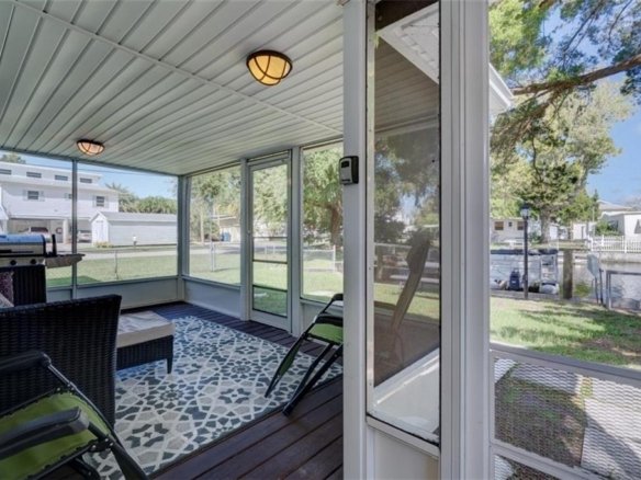 5241 ALPACA DR,WEEKI WACHEE,34607
