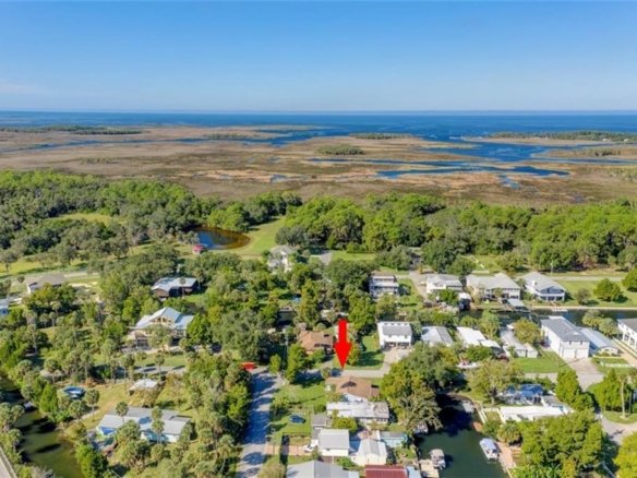 5241 ALPACA DR,WEEKI WACHEE,34607