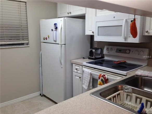 5662  GARDENS DR  #104,SARASOTA,34243