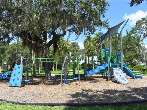 3497  DISCOVERY DR ,PUNTA GORDA,33983