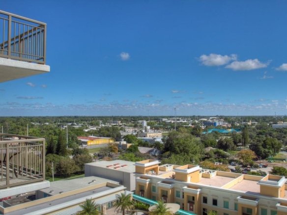 800 N TAMIAMI TRL  #1010,SARASOTA,34236