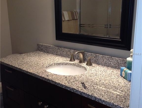 5662  GARDENS DR  #104,SARASOTA,34243