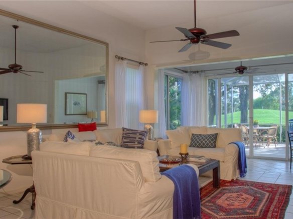 7911  WHITEBRIDGE GLN ,UNIVERSITY PARK,34201