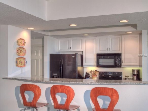 800 N TAMIAMI TRL  #1010,SARASOTA,34236