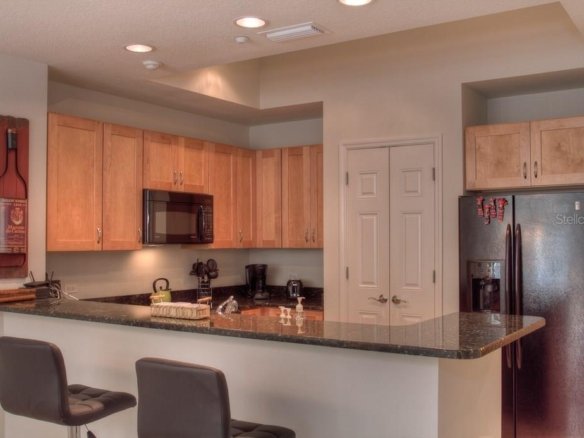 7710  LAKE VISTA CT  #205,LAKEWOOD RANCH,34202