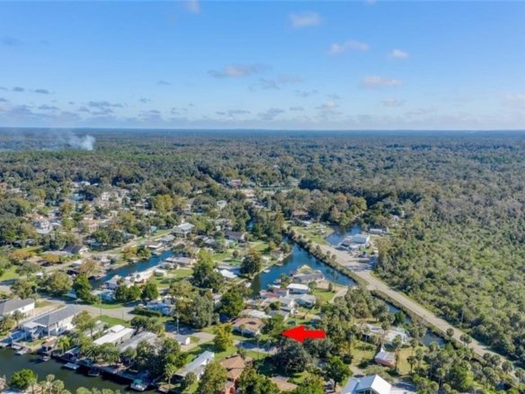5241 ALPACA DR,WEEKI WACHEE,34607