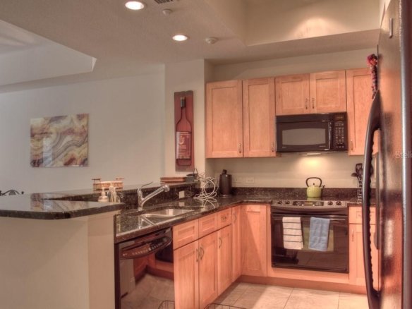 7710  LAKE VISTA CT  #205,LAKEWOOD RANCH,34202